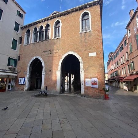 Esclusivo Appartamento A Rialto Venedig Exteriör bild